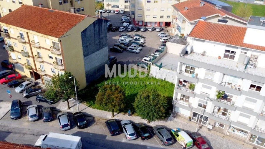 Terreno para Venda em O. Azeméis, Riba-Ul, Ul, Macinhata Seixa, Madail Foto 4