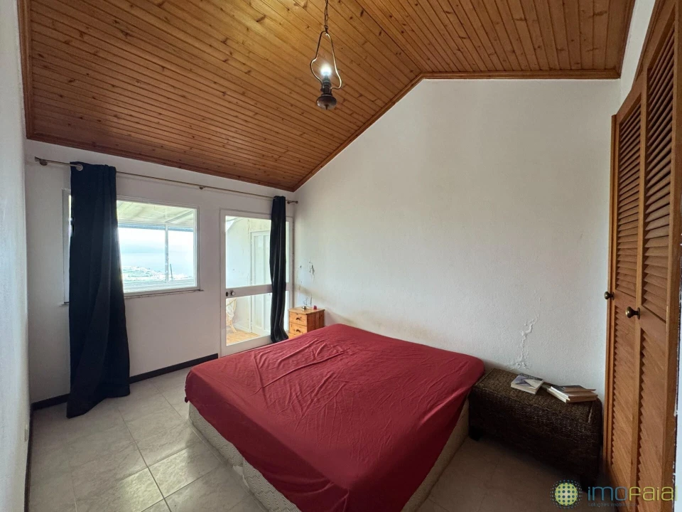 Moradia T3 para Venda em Feteira Foto 12