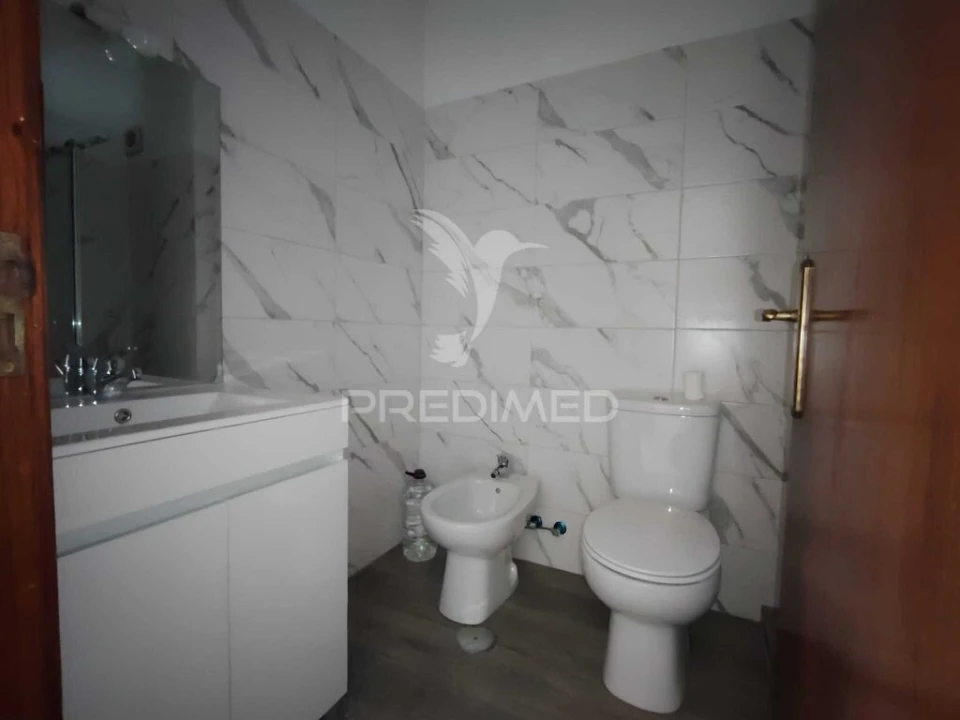 Apartamento T2 para Venda em Baixa da Banheira e Vale da Amoreira Foto 10