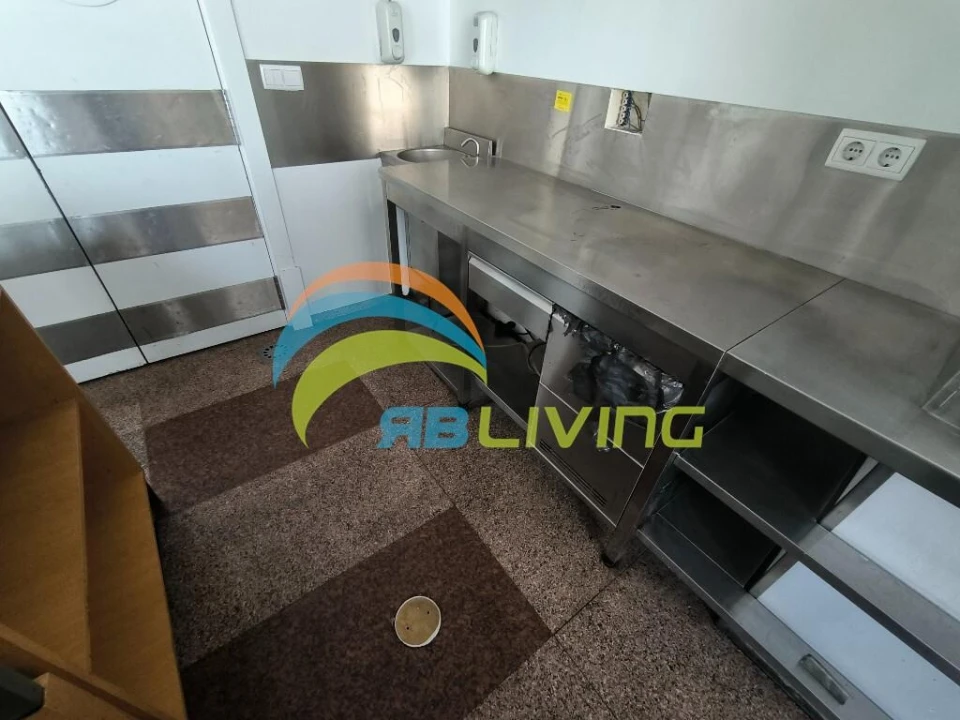 Loja para Arrendamento em Funchal (Se) Foto 6