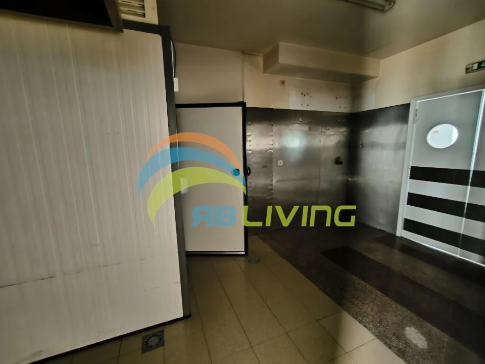 Loja para Arrendamento em Funchal (Se) Foto 19