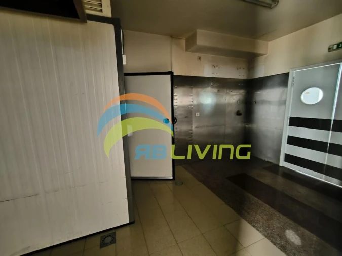 Loja para Arrendamento em Funchal (Se) Foto 19