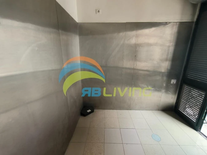 Loja para Arrendamento em Funchal (Se) Foto 17