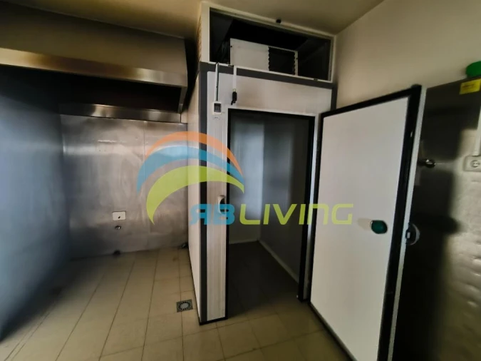 Loja para Arrendamento em Funchal (Se) Foto 9