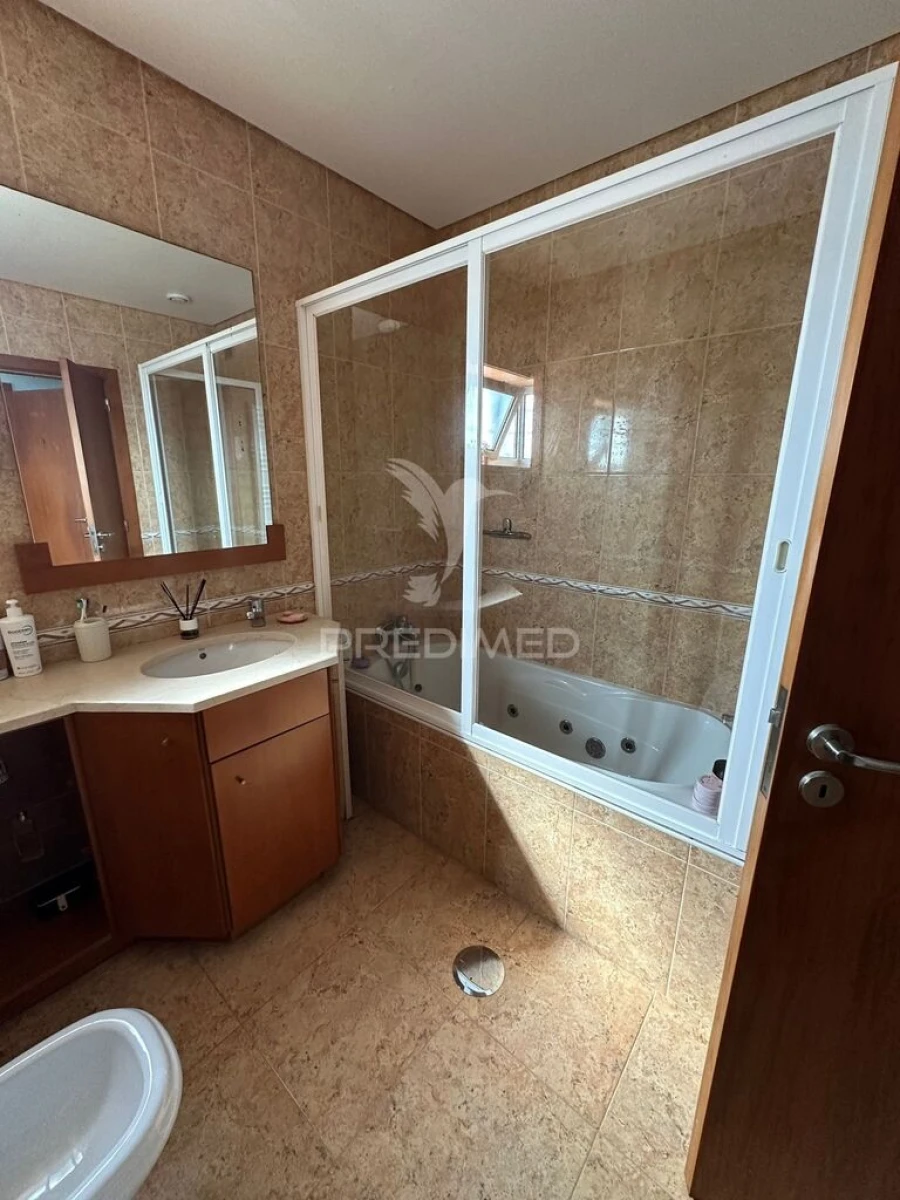 Moradia T3 para Venda em Mindelo Foto 17