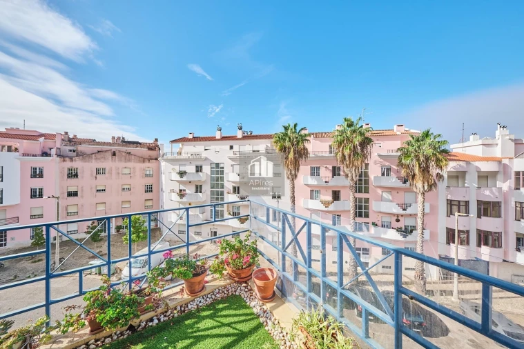 Apartamento T3 para Venda em Costa da Caparica Foto 9