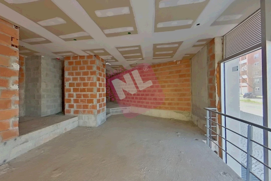 Loja para Arrendamento em Lumiar Foto 19