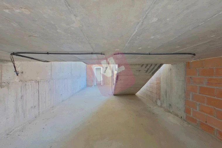 Loja para Arrendamento em Lumiar Foto 28