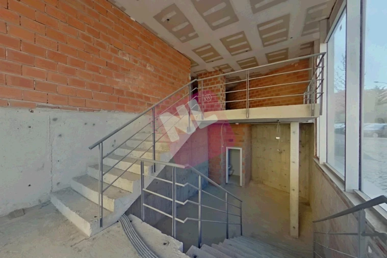 Loja para Arrendamento em Lumiar Foto 14