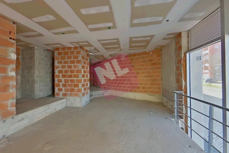 Loja para Arrendamento em Lumiar Foto 19