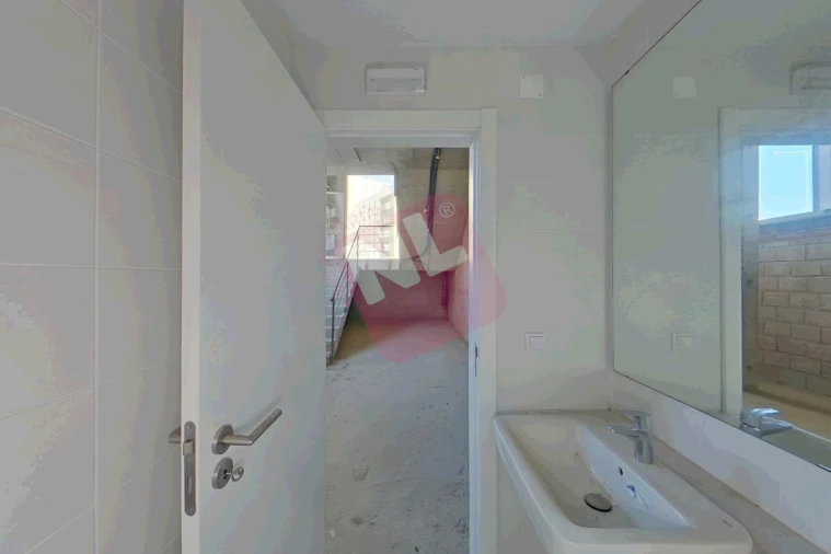 Loja para Arrendamento em Lumiar Foto 32