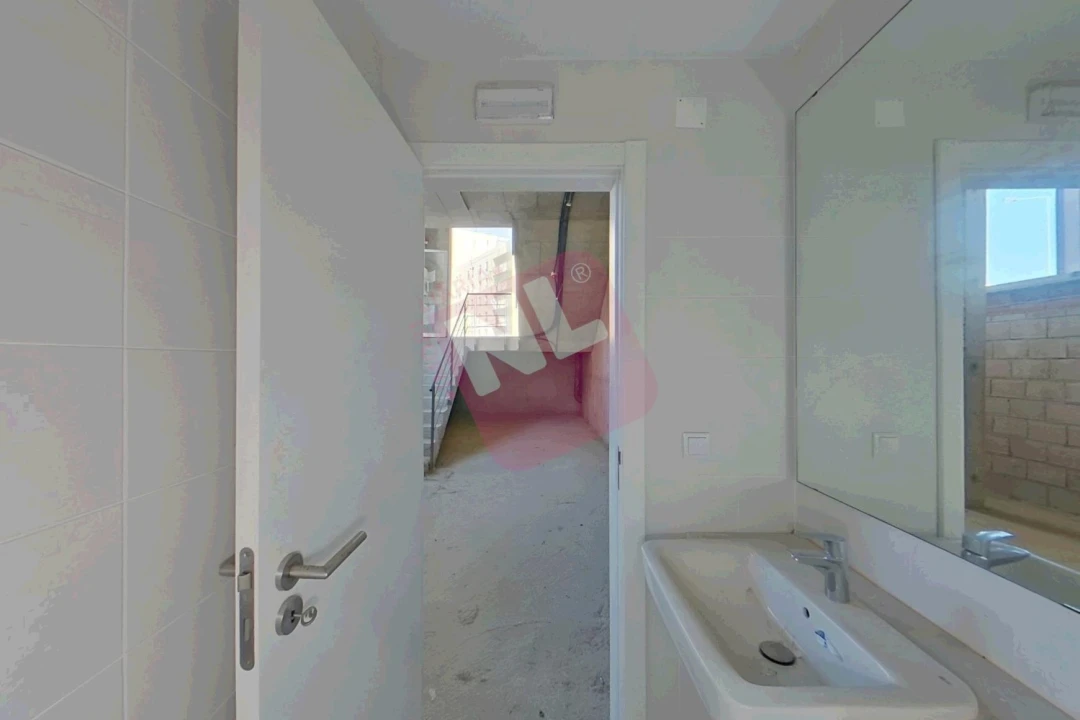 Loja para Arrendamento em Lumiar Foto 32