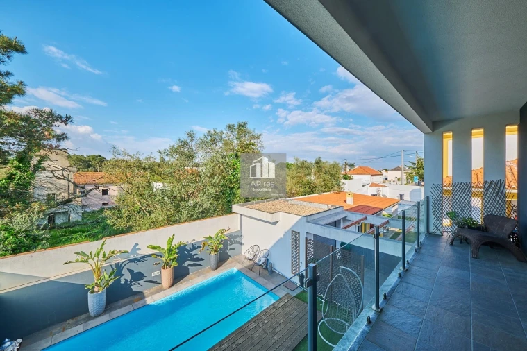 Moradia T4 para Venda em Charneca de Caparica e Sobreda Foto 40