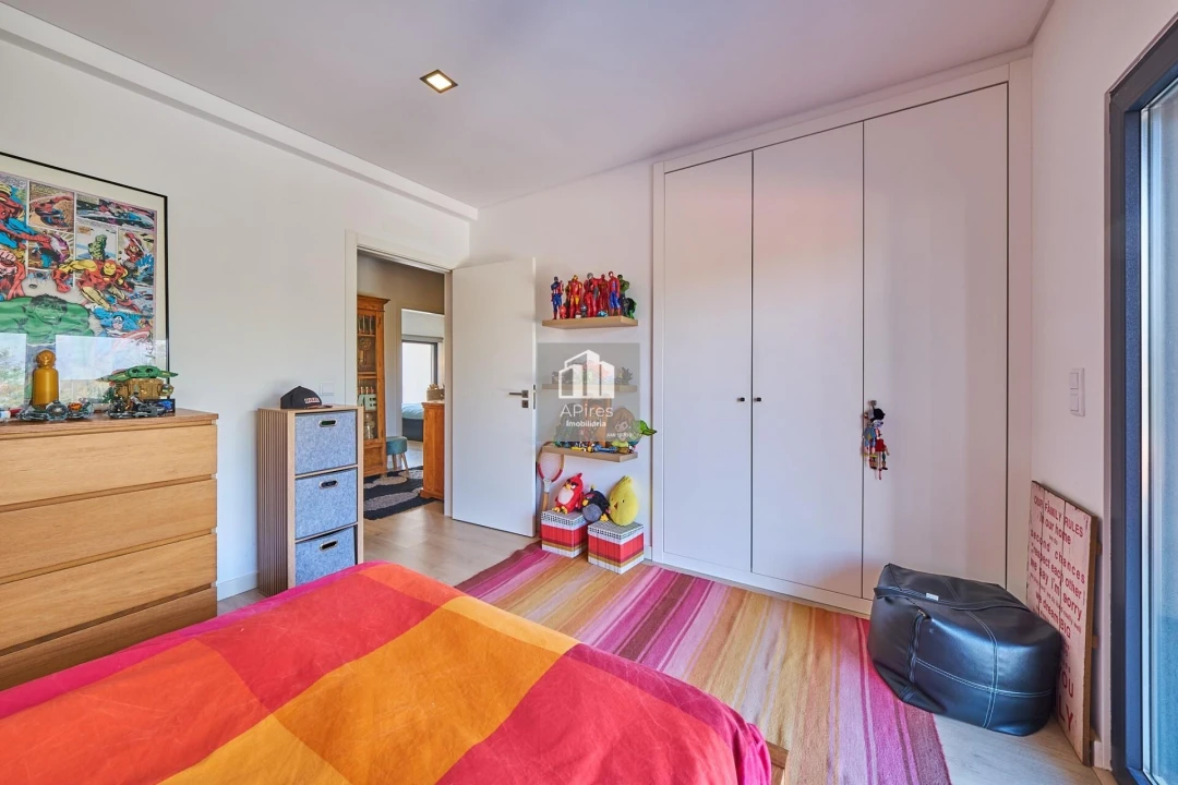 Moradia T4 para Venda em Charneca de Caparica e Sobreda Foto 39