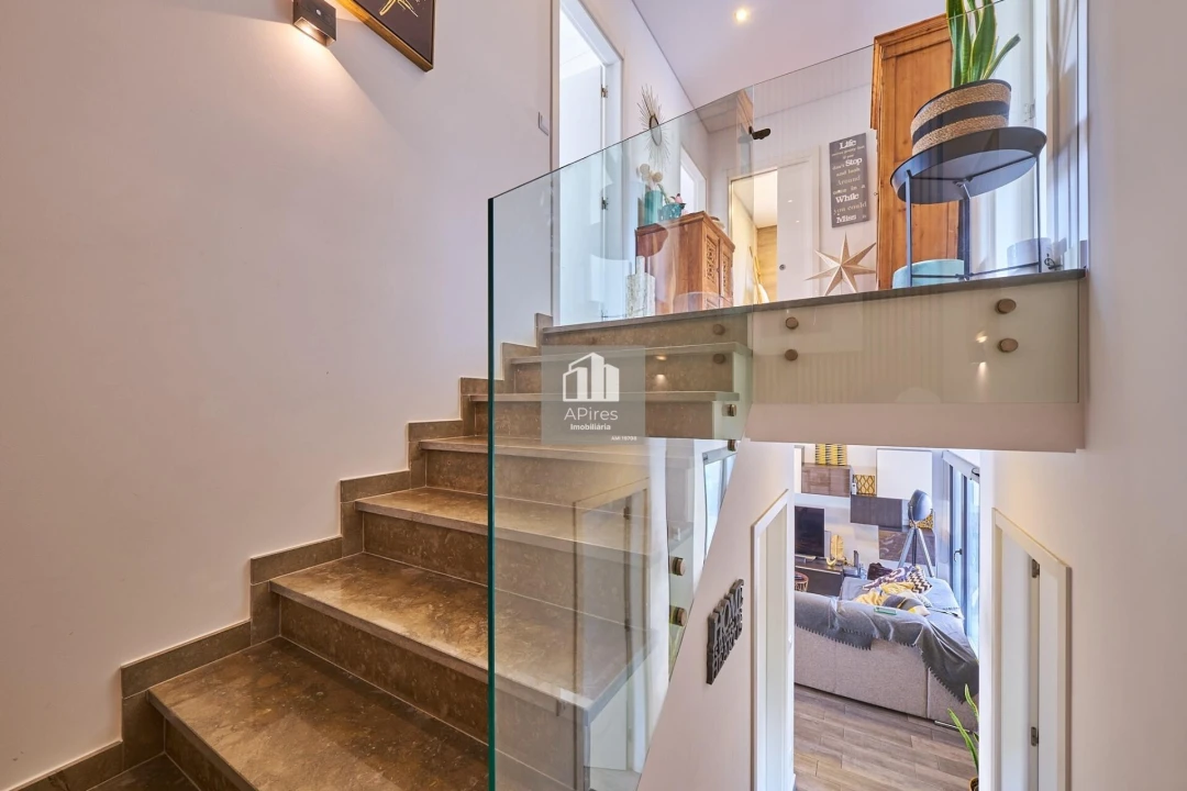 Moradia T4 para Venda em Charneca de Caparica e Sobreda Foto 23