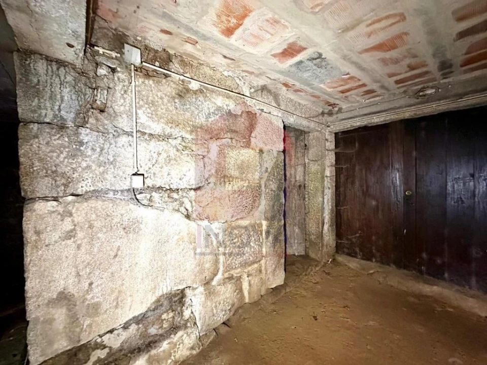 Moradia T6 para Venda em Lanhas Foto 47