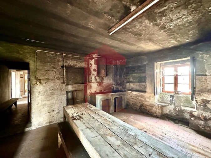 Moradia T6 para Venda em Lanhas Foto 42