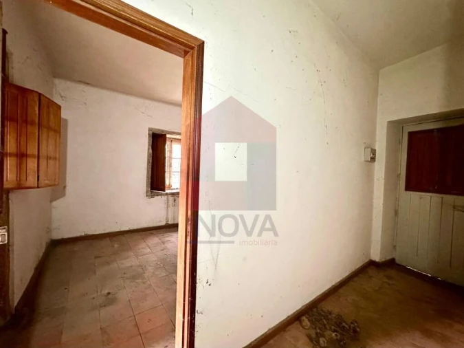 Moradia T6 para Venda em Lanhas Foto 29