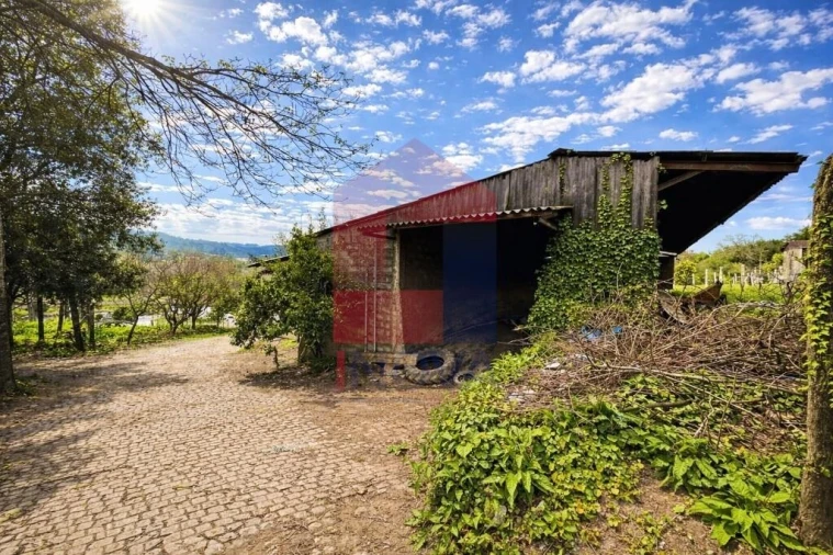 Moradia T6 para Venda em Lanhas Foto 54