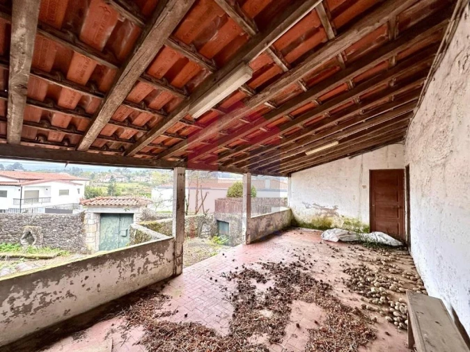 Moradia T6 para Venda em Lanhas Foto 24