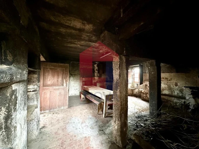 Moradia T6 para Venda em Lanhas Foto 23