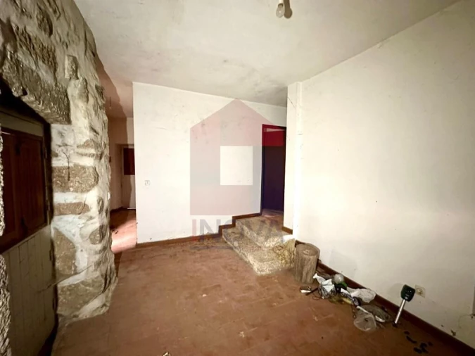 Moradia T6 para Venda em Lanhas Foto 30