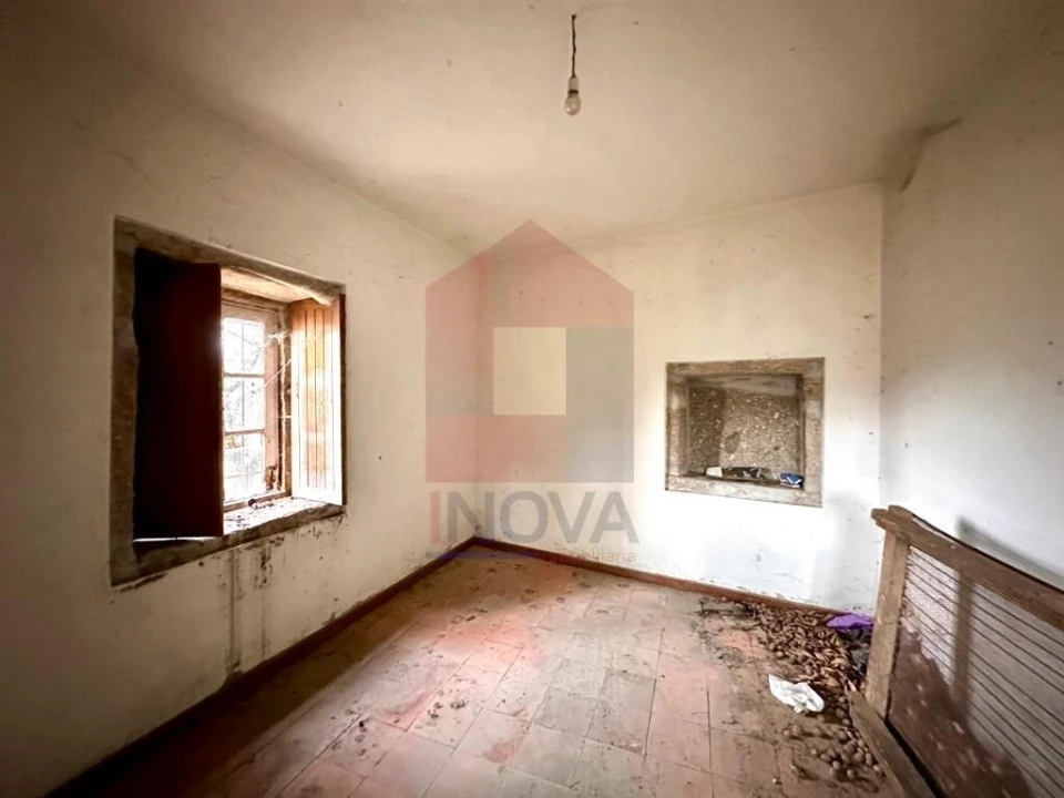 Moradia T6 para Venda em Lanhas Foto 27