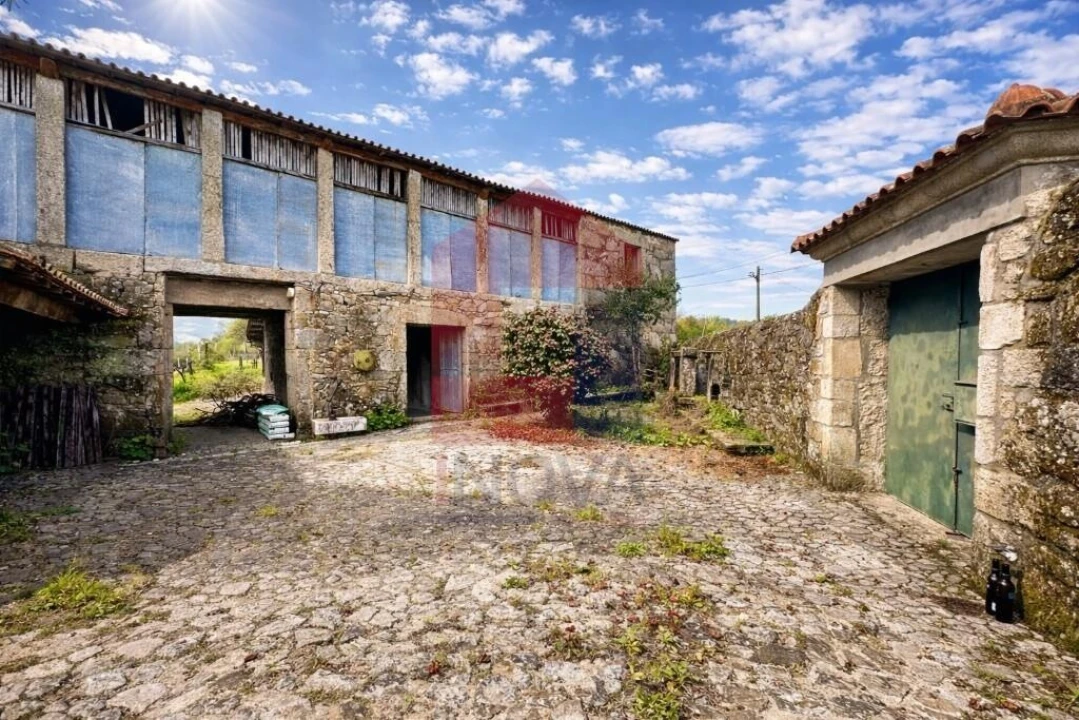 Moradia T6 para Venda em Lanhas Foto 53