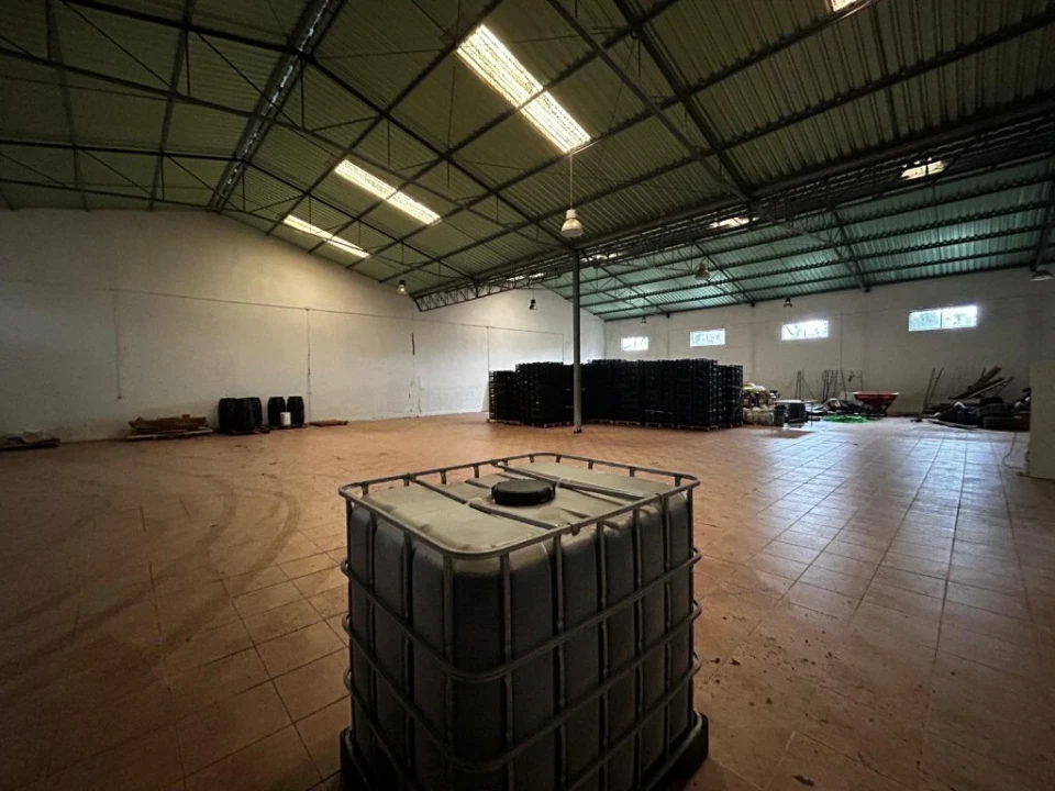 Armazém para Venda em Nossa Senhora do Pranto Foto 13