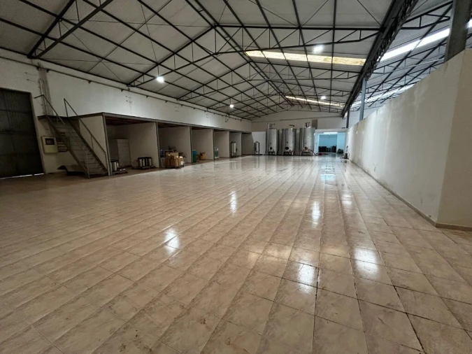 Armazém para Venda em Nossa Senhora do Pranto Foto 7