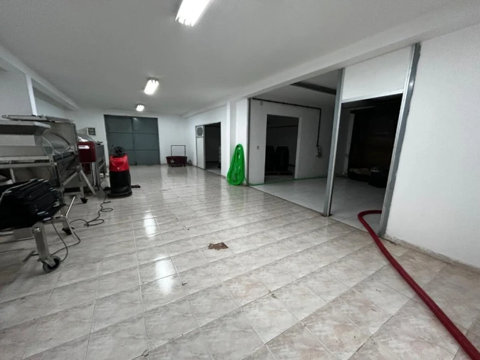 Armazém para Venda em Nossa Senhora do Pranto Foto 11