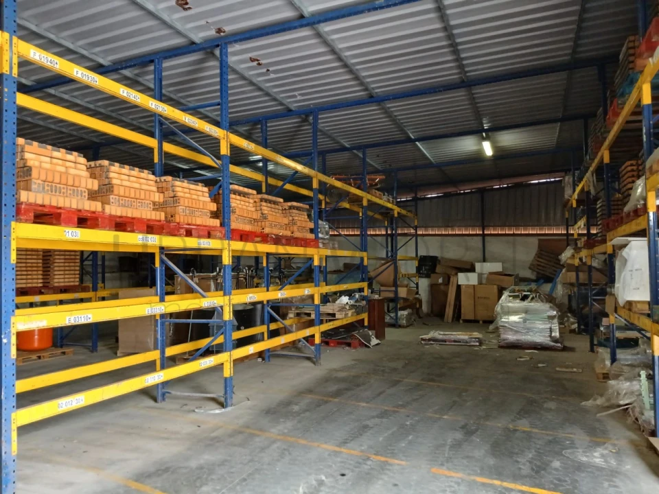 Armazém para Venda em Maxial e Monte Redondo Foto 21