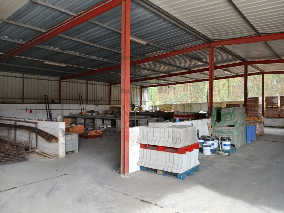 Armazém para Venda em Maxial e Monte Redondo Foto 24