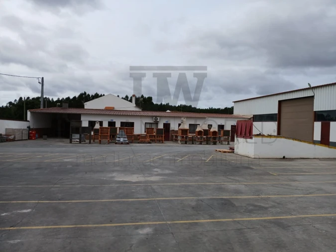 Armazém para Venda em Maxial e Monte Redondo Foto 15