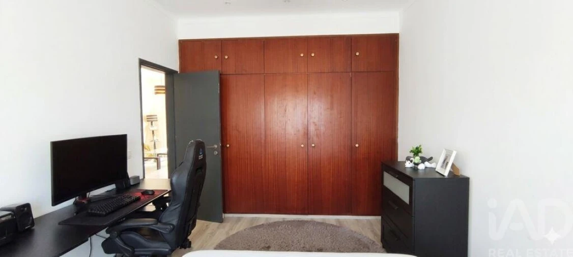 Moradia T5 para Venda em Samora Correia Foto 8