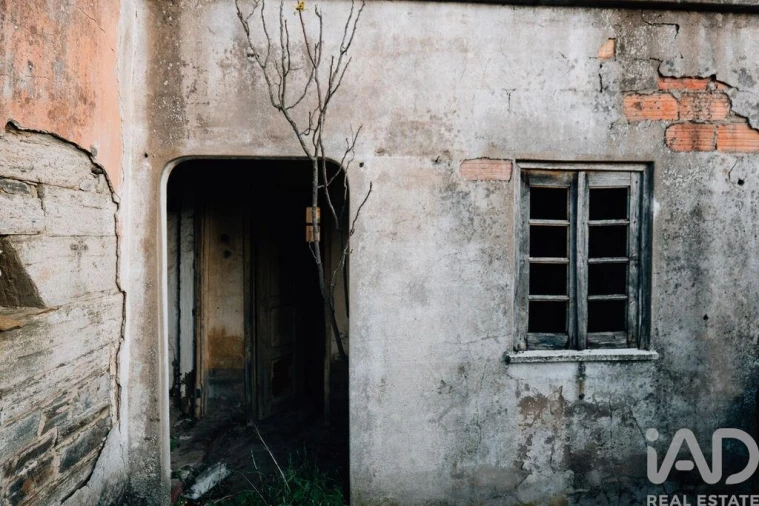 Moradia T9 para Venda em Vila Nova de Foz Côa Foto 35