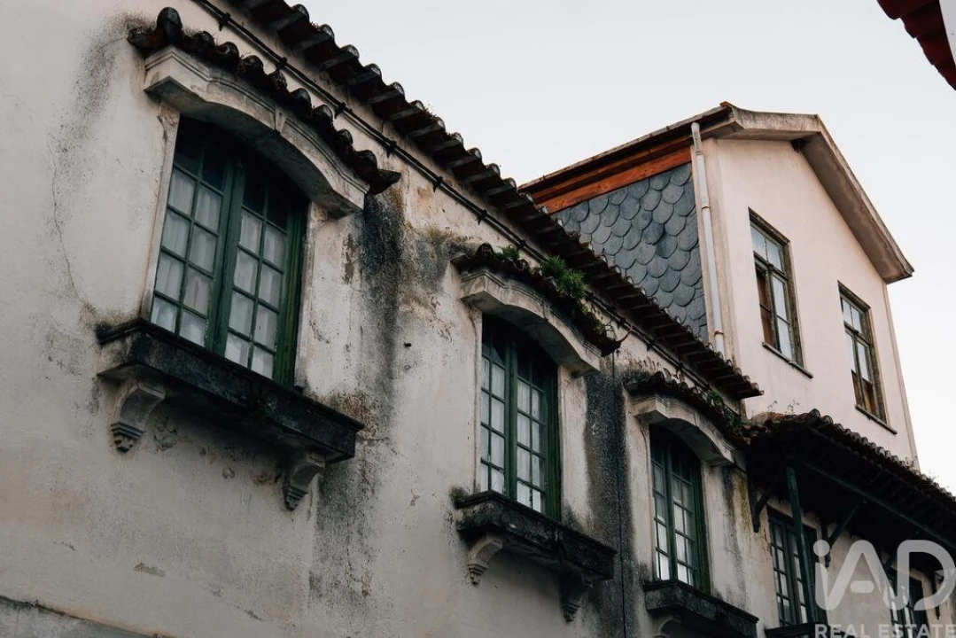 Moradia T9 para Venda em Vila Nova de Foz Côa Foto 2