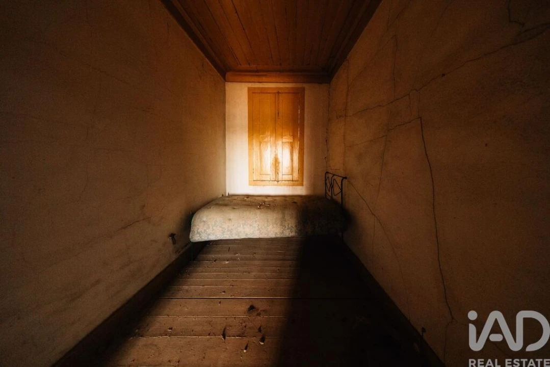 Moradia T9 para Venda em Vila Nova de Foz Côa Foto 13