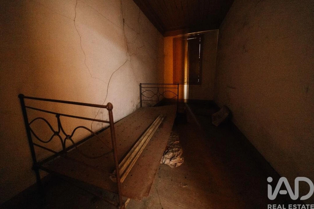 Moradia T9 para Venda em Vila Nova de Foz Côa Foto 12