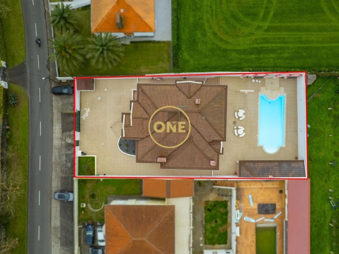 Moradia T4 para Venda em Cabouco Foto 32