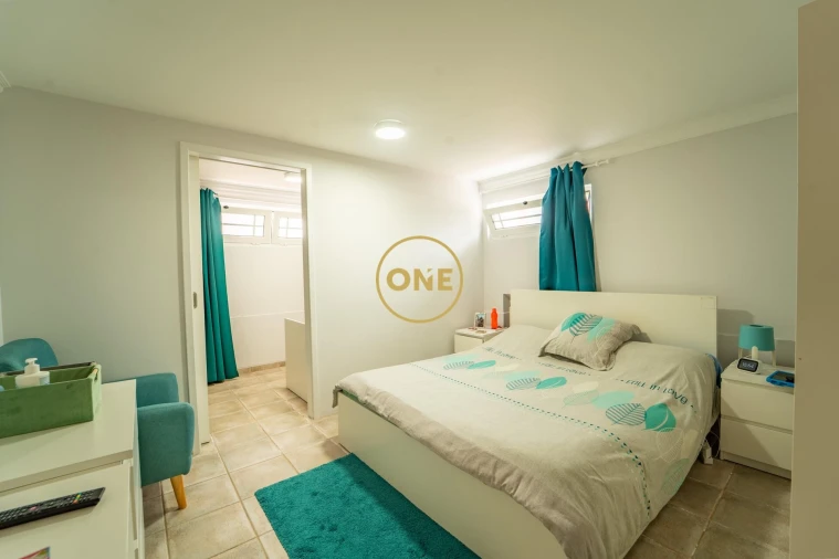 Moradia T4 para Venda em Cabouco Foto 25