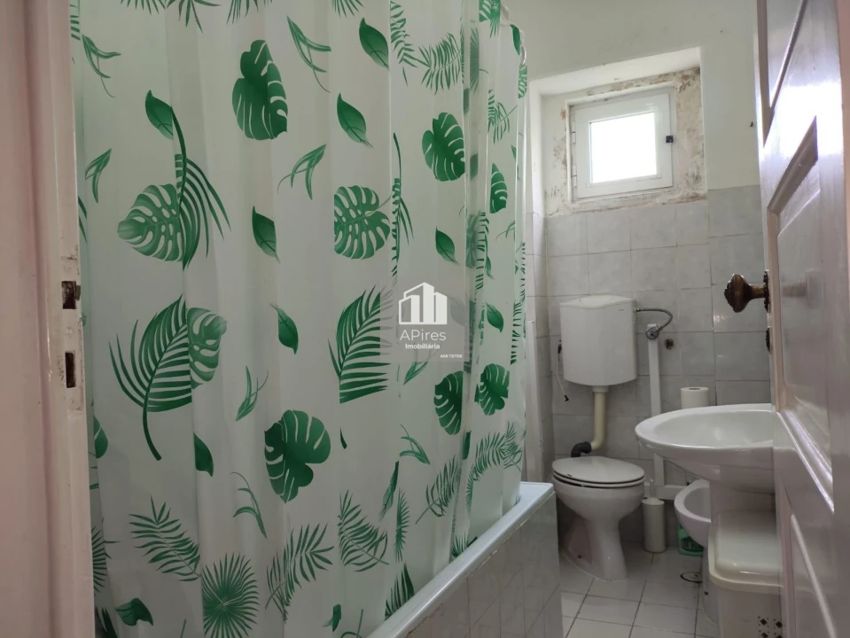 Apartamento T2 para Venda em Almada, Cova da Piedade, Pragal e Cacilhas Foto 25