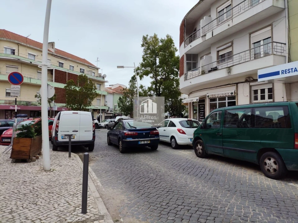 Apartamento T2 para Venda em Almada, Cova da Piedade, Pragal e Cacilhas Foto 57