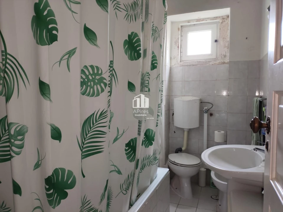 Apartamento T2 para Venda em Almada, Cova da Piedade, Pragal e Cacilhas Foto 29