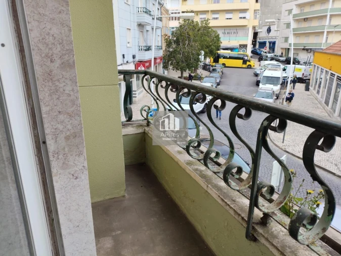 Apartamento T2 para Venda em Almada, Cova da Piedade, Pragal e Cacilhas Foto 5