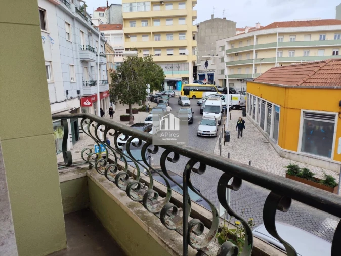 Apartamento T2 para Venda em Almada, Cova da Piedade, Pragal e Cacilhas Foto 4