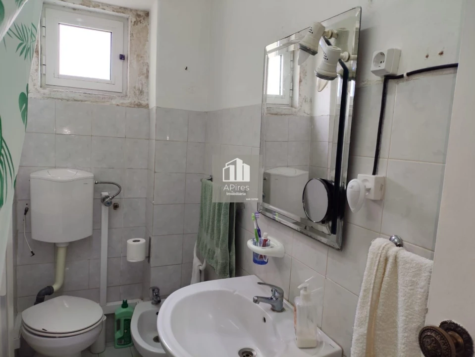 Apartamento T2 para Venda em Almada, Cova da Piedade, Pragal e Cacilhas Foto 26