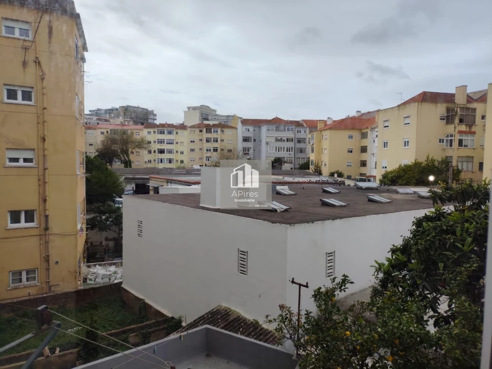 Apartamento T2 para Venda em Almada, Cova da Piedade, Pragal e Cacilhas Foto 55
