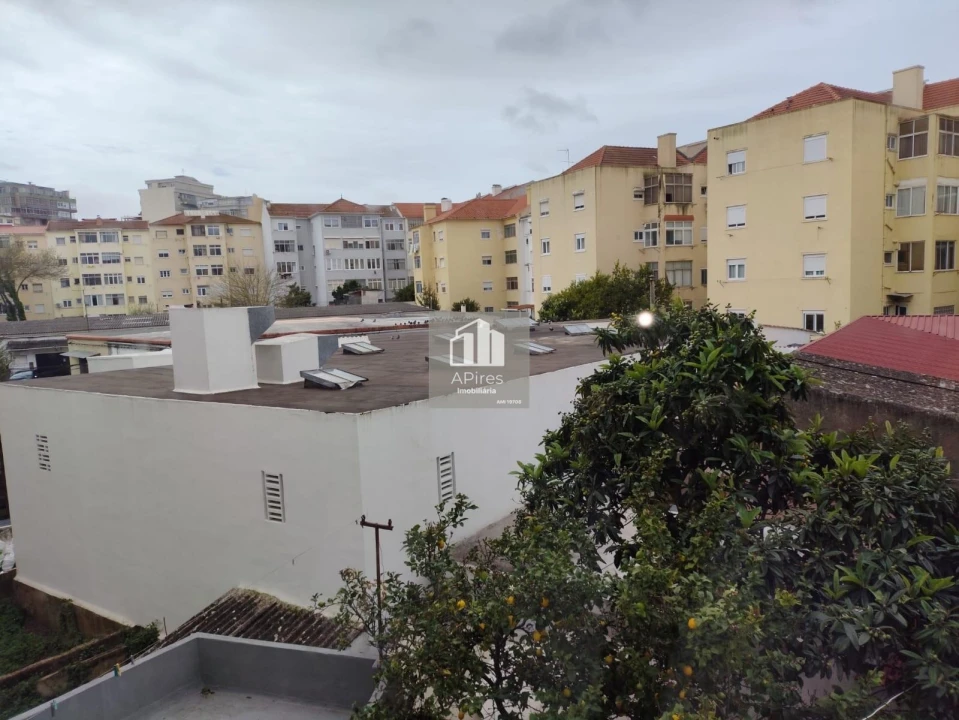 Apartamento T2 para Venda em Almada, Cova da Piedade, Pragal e Cacilhas Foto 56