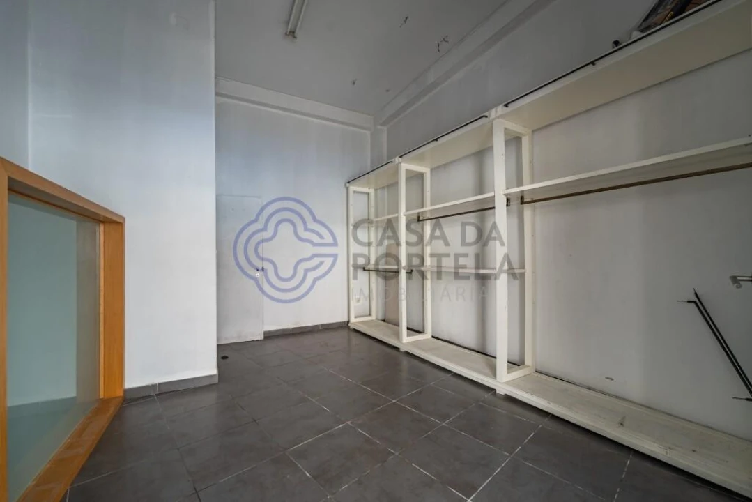 Loja para Arrendamento em Matosinhos e Leça da Palmeira Foto 9